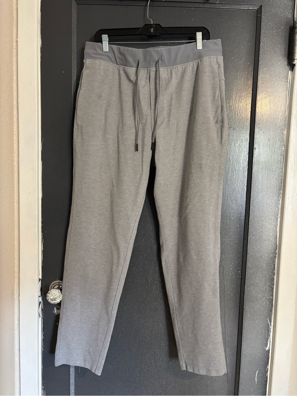 lululemon athletica Men's Light Gray Drawstring Joggers